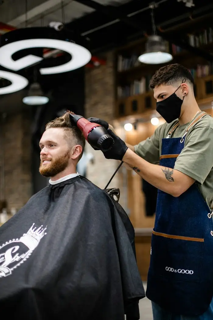 Perbedaan Pomade Water-Based, Oil-Based, dan Hair Clay Matte
